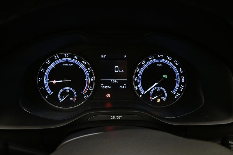 Škoda Kodiaq 2,0 TDI 110 kW DSG 4x4 Ambitio - fotka 16 z 31