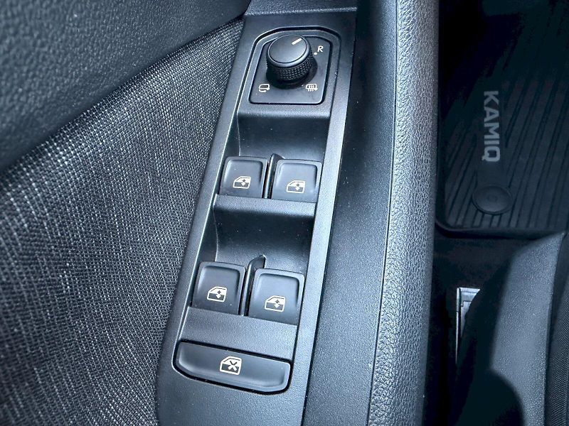 Škoda Kamiq (2022) 1.5 TSI 110kW Style - fotka 10 z 35