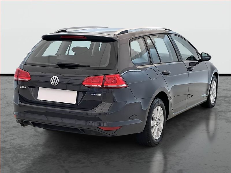 Volkswagen Golf (2017) 1.6 TDI, Serv.kniha, Xenony - fotka 5 z 19