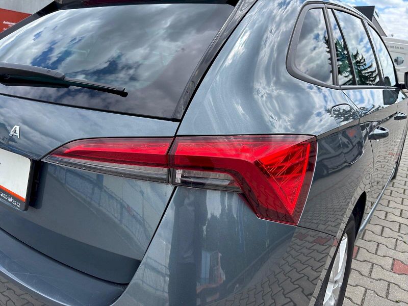 Škoda Scala (2021) DRIVE 1.0TSI 85KW 6MP - fotka 16 z 32