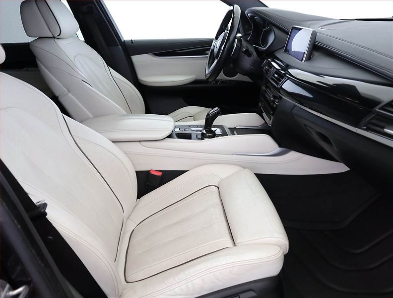BMW X6 (2017) xDrive40d - fotka 7 z 20