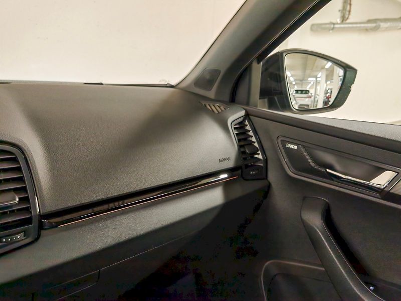 Škoda Karoq (2025) 1.5 TSI 110 kW DSG Sportline - fotka 6 z 31