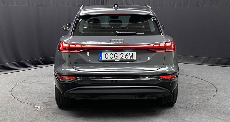 Audi Q6 e-tron Performance Proline 360 Kamera - fotka 5 z 23