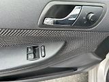 Škoda Fabia (2008) Ambiente 1.2 HTP 47 kW Combi - náhled 12