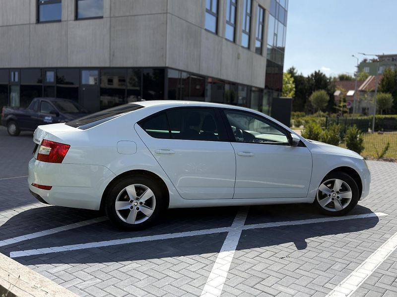 Škoda Octavia (2016) 1.2 tsi 81 kW  - fotka 4 z 19