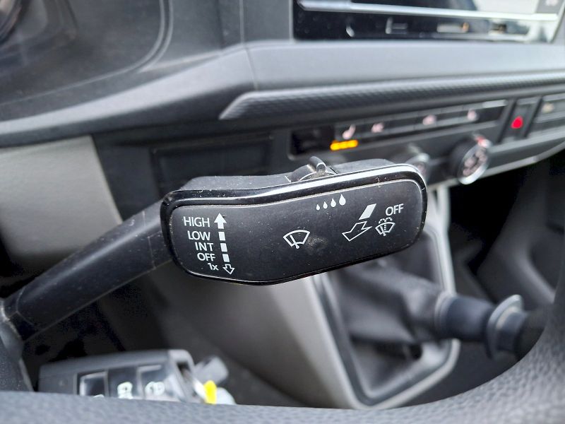 Volkswagen Transporter (2021) 2,0TDi 81kW - fotka 14 z 25