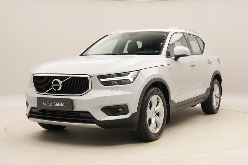 Volvo XC40 D3 MOMENTUM AUT  - fotografie inzerátu