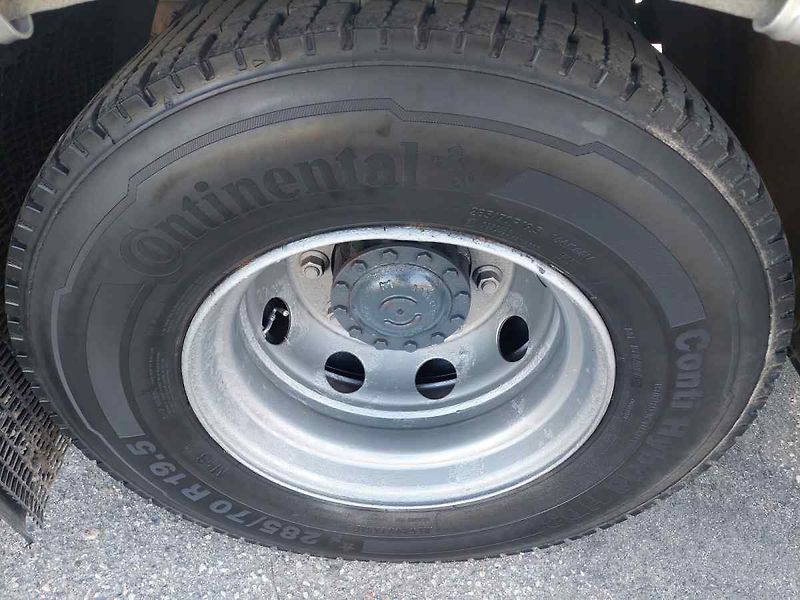Iveco Ostatní ML 140 E28 souprava 120 m - fotka 24 z 59