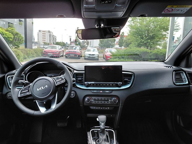 Kia XCeed Steel Edition 1,6 T-GDi GPF 7D - fotka 12 z 12