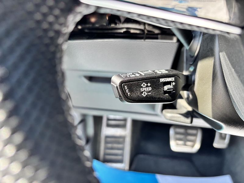 Audi Q8 e-tron (2023) S-Line 55 300kW 114kWh Matrix  - fotka 24 z 41