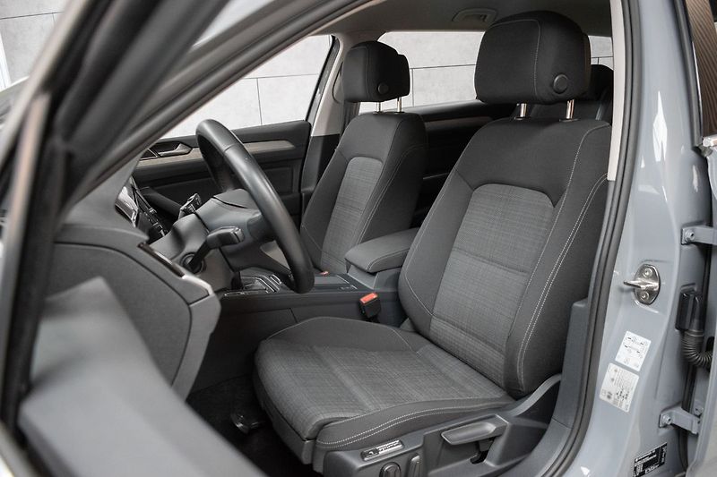 Volkswagen Passat TDI 110kW BUSINESS*2xPNEU*ČR 1 - fotka 10 z 39