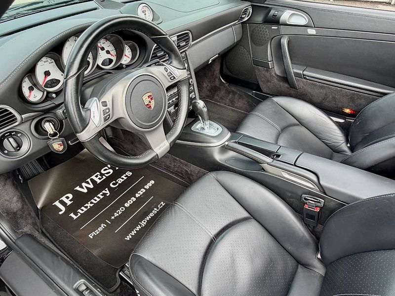 Porsche 911 (2008) S Cabrio 3.8 PDK 997.2 SportCh - fotka 16 z 67