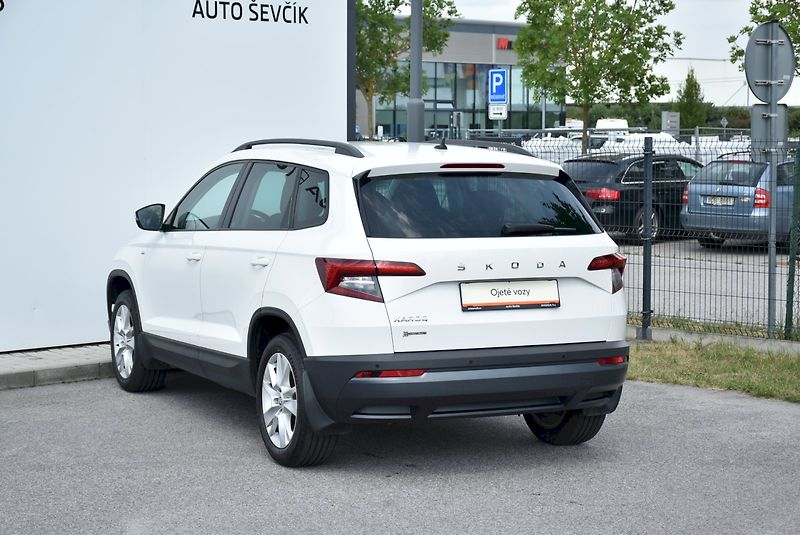 Škoda Karoq (2020) 125 LET 1.5 TSI 110kW - fotka 11 z 32