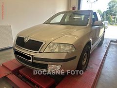 Škoda Octavia (2005) 1.9TDi, AC, výhřev sed - fotografie inzerátu