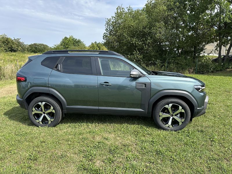 Dacia Duster (2026) Journey Eco-G 120 - fotka 4 z 32