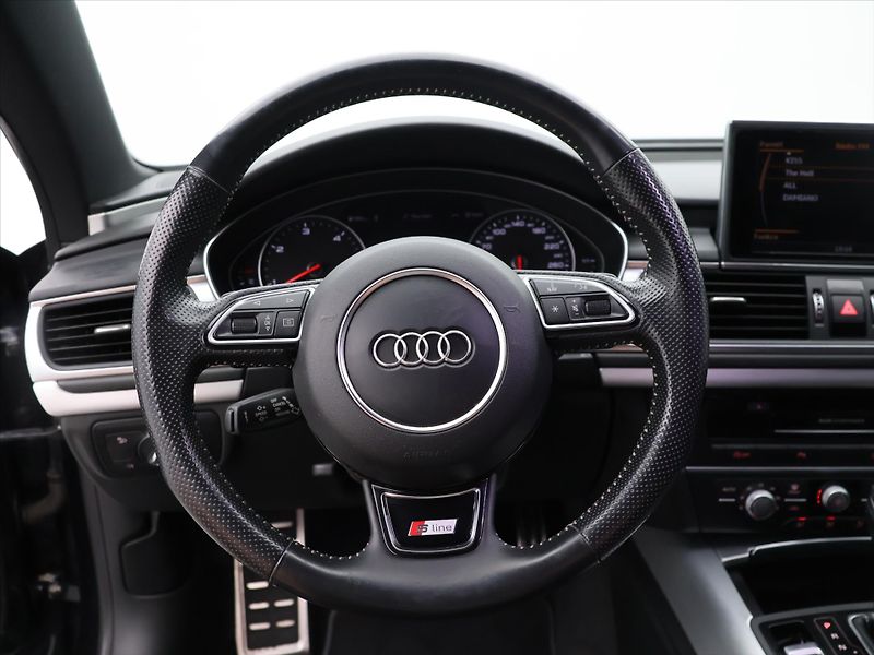 Audi A7 3,0 TDI 200kW Quattro S-Tronic - fotka 18 z 37