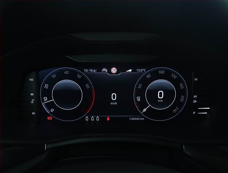 Škoda Scala (2021) Style Plus 1.5 TSI, Serv.kniha - fotka 11 z 22