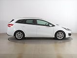 Kia Ceed (2018) Premium 1.6 i, Serv.kniha - náhled 6