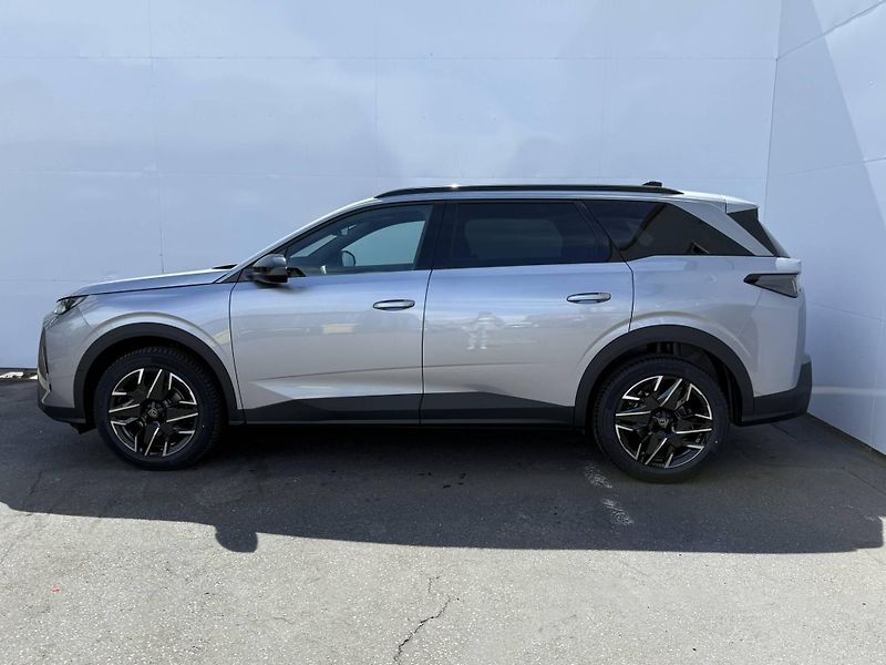 Peugeot 5008 (2026) ALLURE Hybrid e-DCS6 1,2 - fotka 5 z 10
