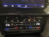 Volkswagen Arteon 2,0 TDi 147kW DSG R-LINE - náhled 22