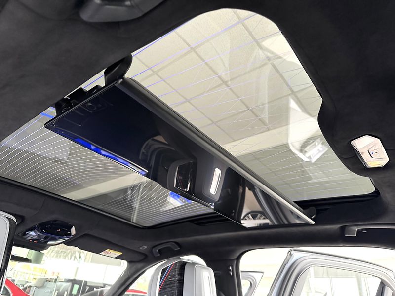 BMW i7 60 xDrive M-SPORT*Max.Výbava! - fotka 23 z 59