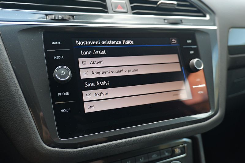 Volkswagen Tiguan Allspace - fotka 31 z 42