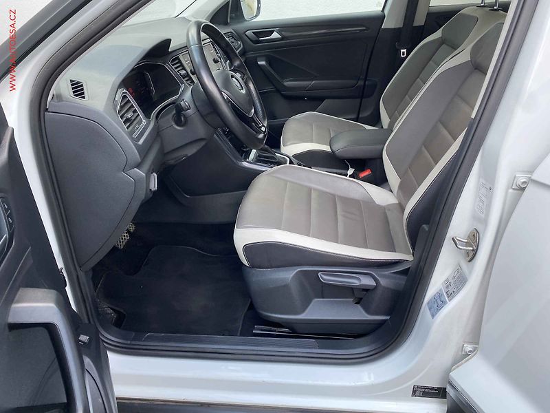 Volkswagen T-Roc (2019) 1.5 TSi, Highline, DSG, LED - fotka 9 z 20