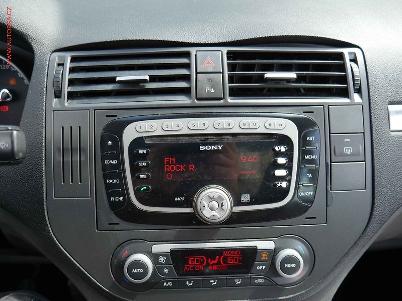 Ford C-MAX (2008) 2.0i, AC, parnor - fotka 13 z 15