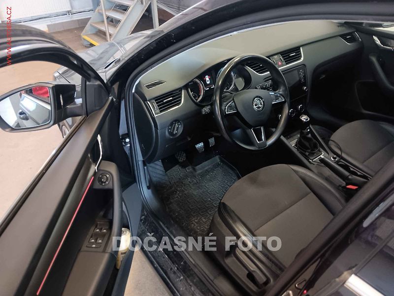 Škoda Octavia (2019) 1.5TSi, ČR, Style - fotka 3 z 3