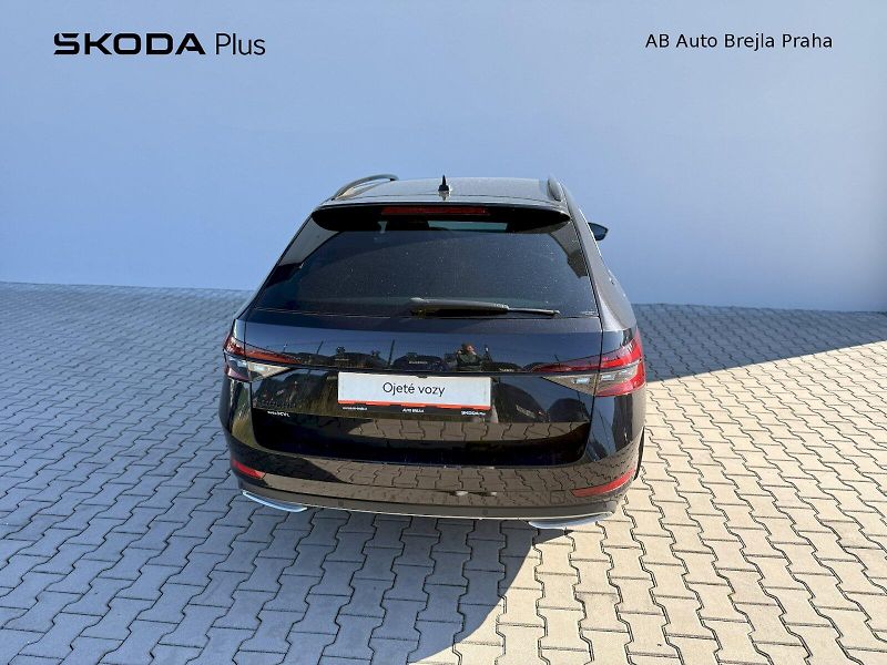 Škoda Superb (2021) SUP.COM Grt SPO TD 147/2,0 A7F - fotka 6 z 26