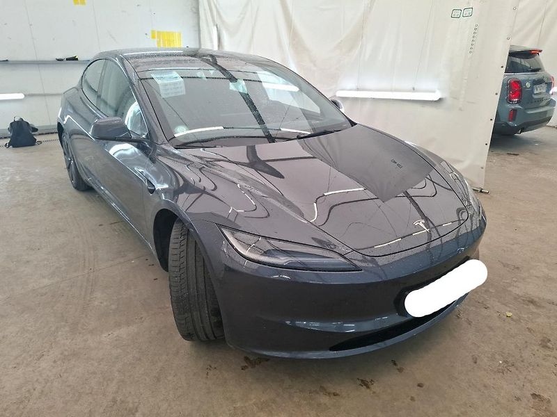 Tesla Model 3 HIGHLAND AWD      PŘIPRAVUJEME - fotka 5 z 8