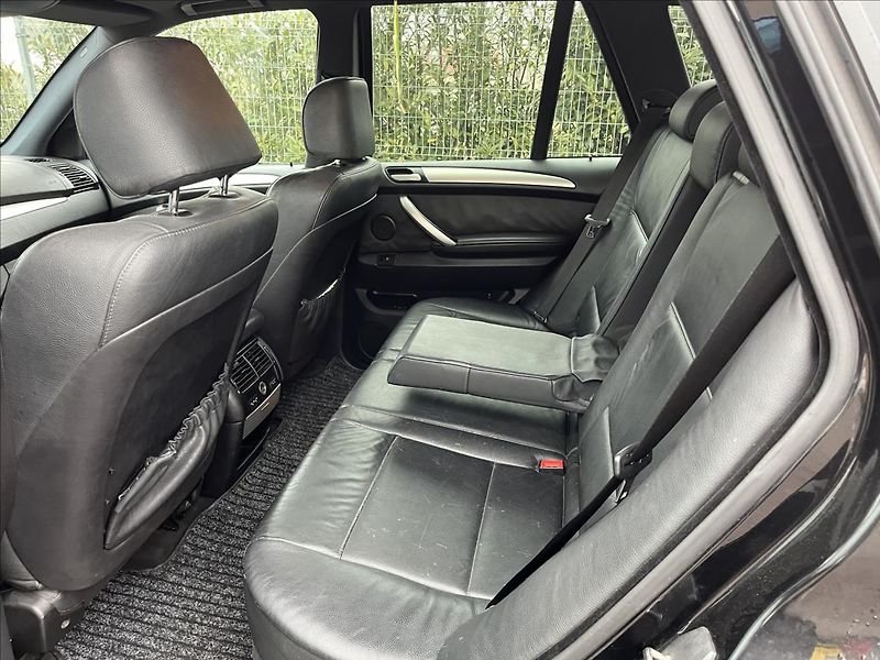 BMW X5 2,9 d 135KW AUT 4x4 KLIM TAŽNÉ - fotka 13 z 35