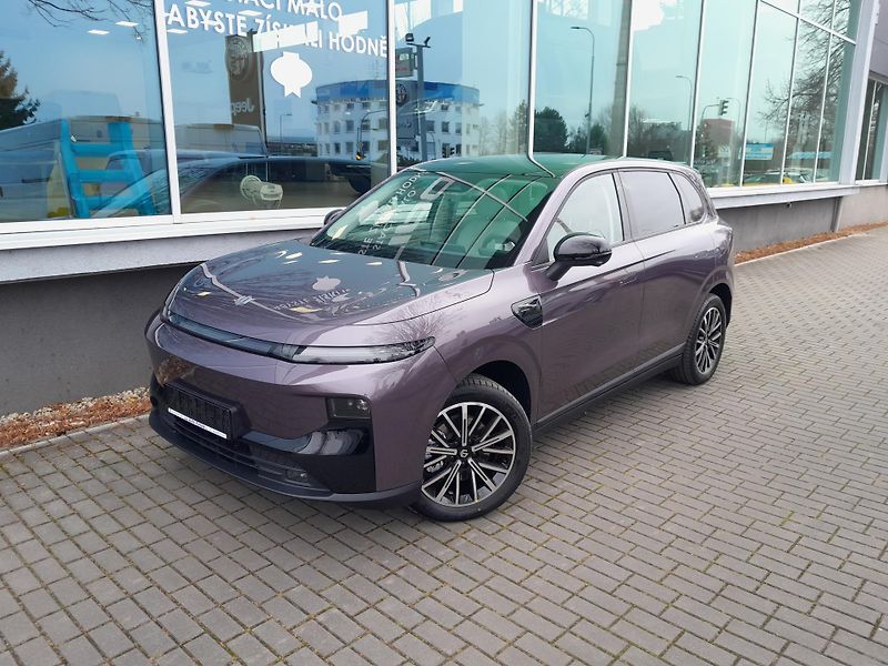 Leapmotor B10 (2026) Design 67kW EV - fotka 2 z 38