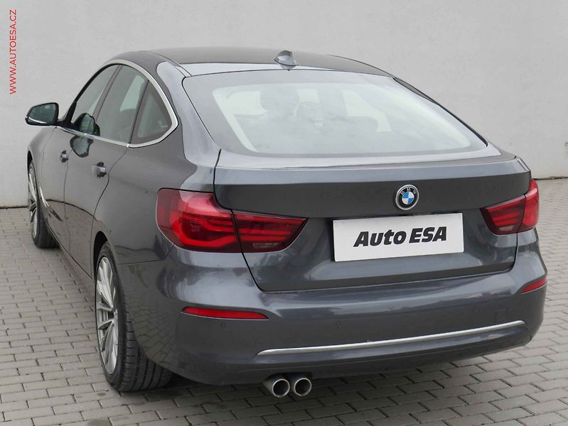 BMW Řada 3 (2019) 2.0D xD, ČR, AT, LED, navi - fotka 6 z 22