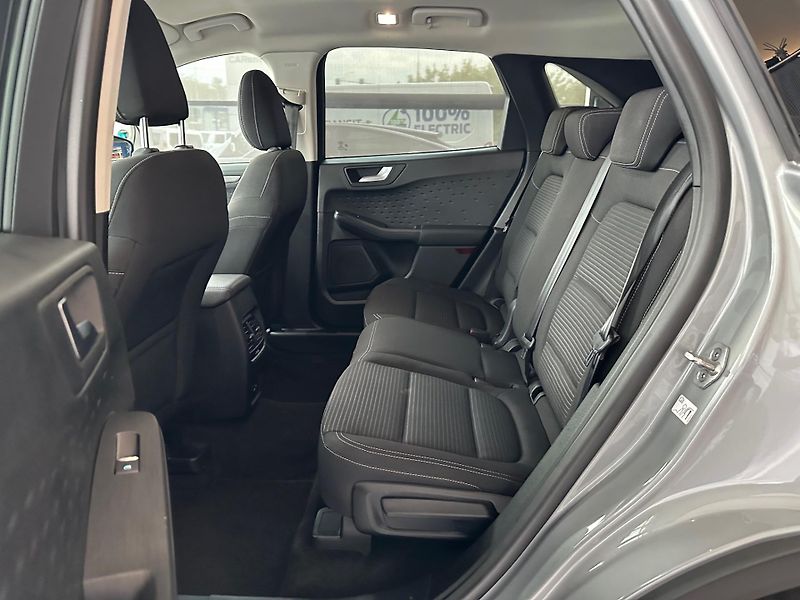 Ford Kuga Titanium 2.0 EcoBlue 150k man. - fotka 10 z 31