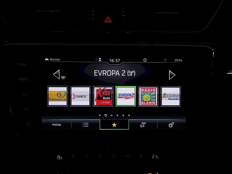 Škoda Superb (2022) iV LAURIN&KLEMENT 1.4TSI 115KW - fotka 26 z 45