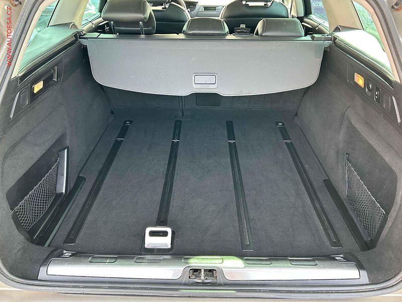 Citroën C5 (2010) 2.0 HDi, ČR, STK9/28 - fotka 7 z 18