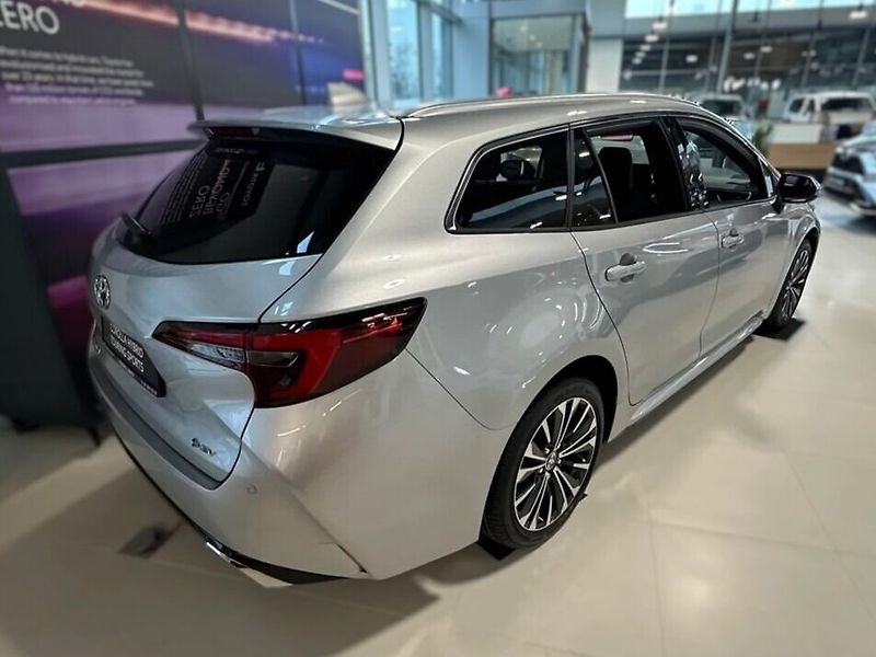 Toyota Corolla TS Style 1,8 Hybrid 140 - Výku - fotka 5 z 6