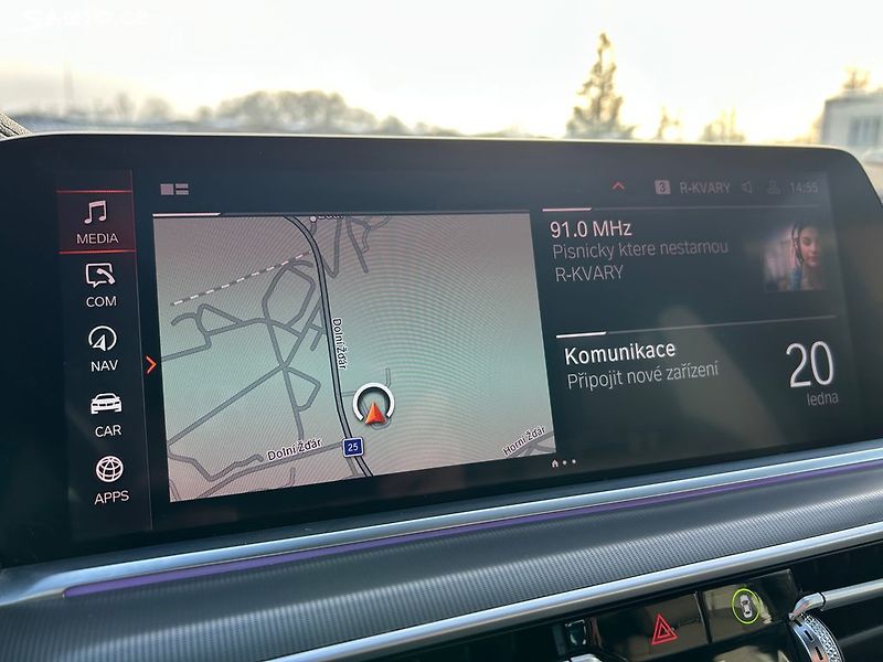 BMW X5 (2019) xDrive 40i - fotka 19 z 25