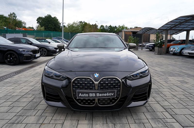 BMW Řada 4 M440i xDrive/Mpaket/375 PS/Las - fotka 1 z 46