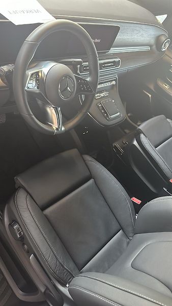 Mercedes-Benz Třídy V (2026) V250d 4M XL Avantgarde - fotka 4 z 5