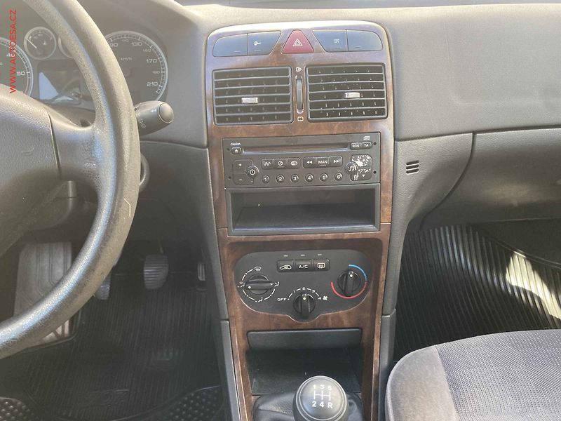 Peugeot 307 (2004) 2.0HDi, AC, STK4/28 - fotka 12 z 14