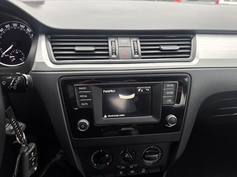 Škoda Rapid 1.2 TSI TZ  - fotka 16 z 16
