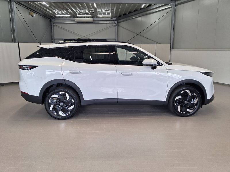 Omoda 7 (2026) Premium 1.6 tGDI ICE AWD - fotka 6 z 31