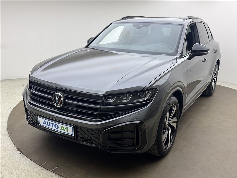 Volkswagen Touareg 3,0 HUD MASÁŽ NZTOP ČR ZÁRUKA - fotografie inzerátu