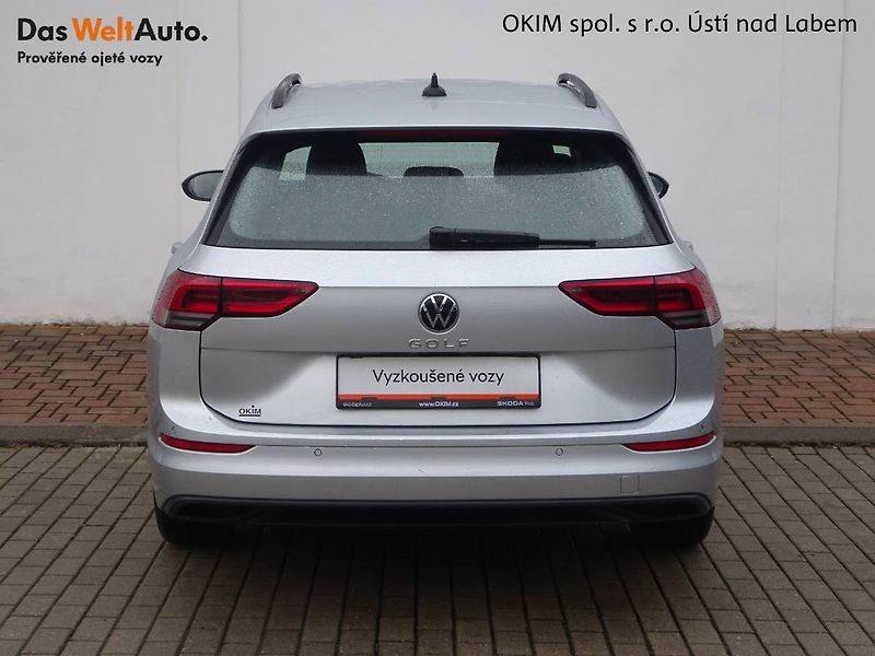 Volkswagen Golf Variant (2022) 1,0TSi /81kW  Life - fotka 11 z 27