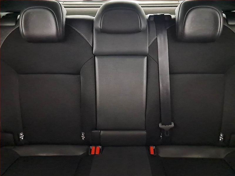Citroën DS4 (2013) 1.6 e-HDi, ČR,1.maj - fotka 10 z 19