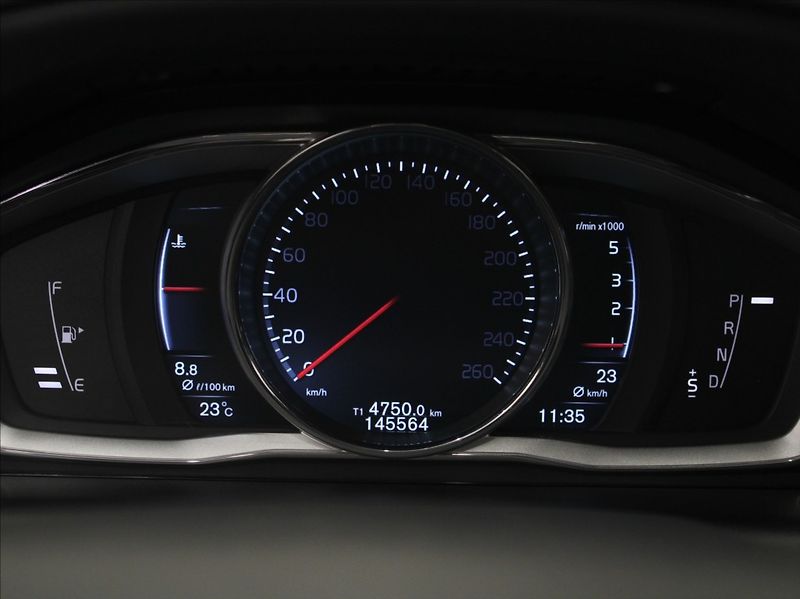 Volvo XC60 2,0 D4 AT Summum VÝPRODEJ! - fotka 22 z 22