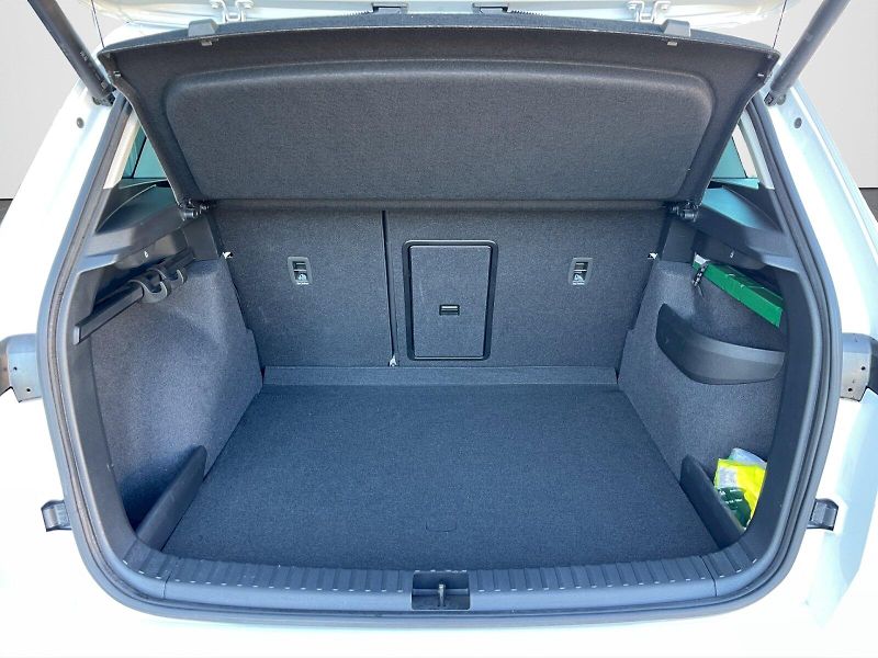 Škoda Karoq (2025) Top Selection 1.5 TSI 110kW DS - fotka 30 z 35