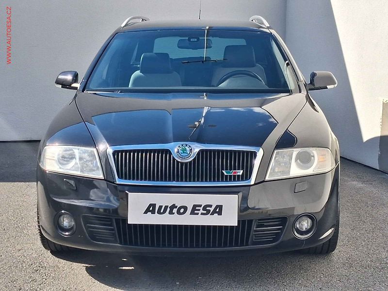 Škoda Octavia (2008) 2.0TDi, AC, TZ, navi, xenon - fotka 2 z 17